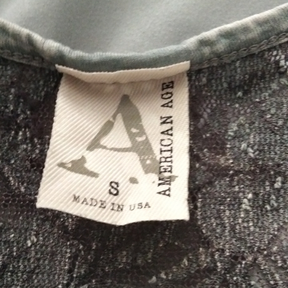 Elephant tank top - Picture 2 of 3